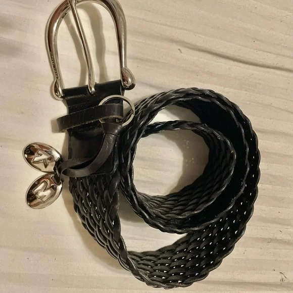 Mk belt woven in 9/10 rating in great condition display picture 1
